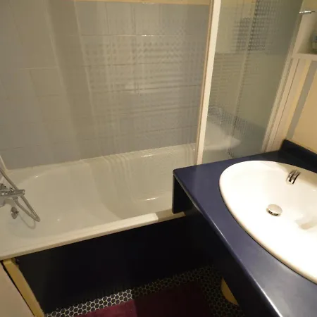 Apartment Classique Pour 4 Pers. Aux Menuires - Animaux Admis - Fr-1-452-24